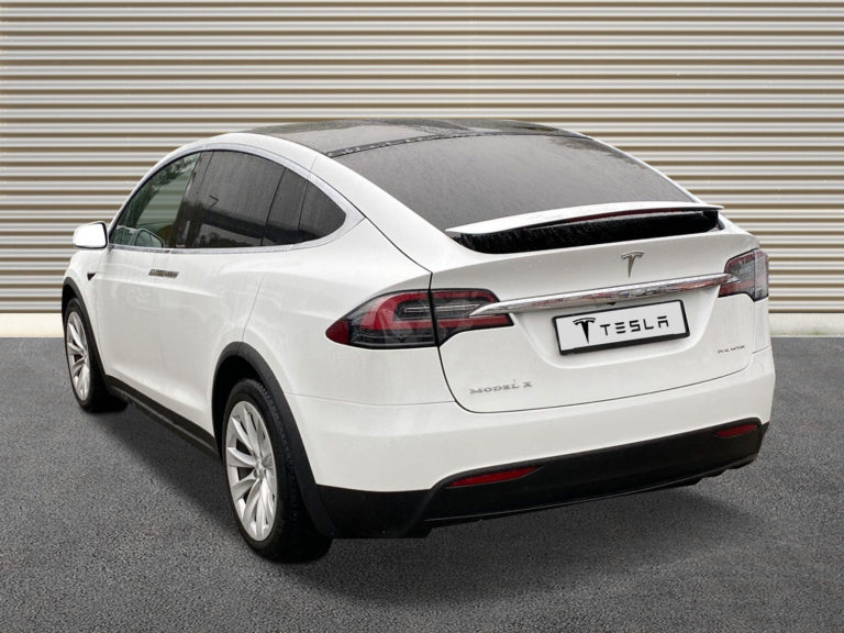 Model X x7590 02 768x576