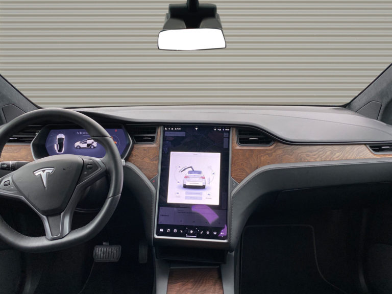 Model X x7590 03 768x576