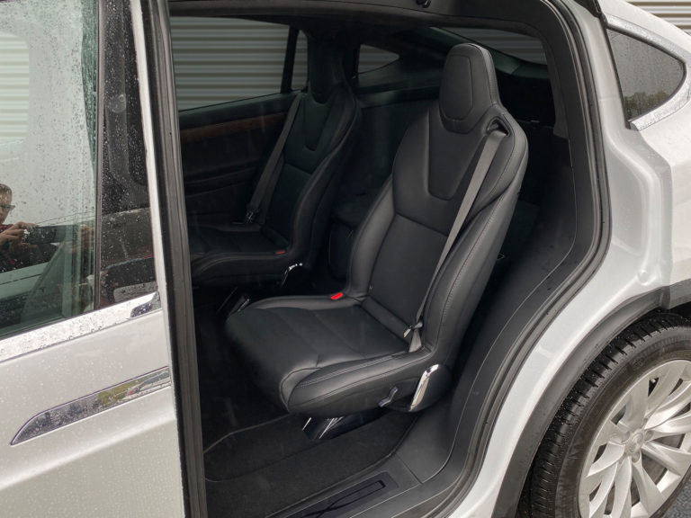 Model X x7590 05 768x576